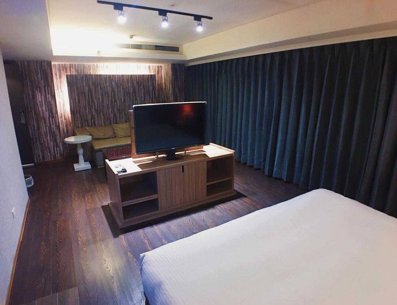 Love Hotel Taipei Eksteriør bilde